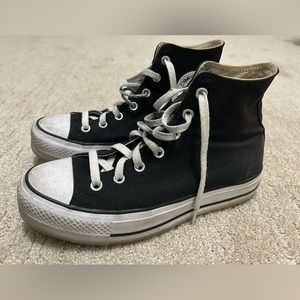 Black platform converse, women’s 9